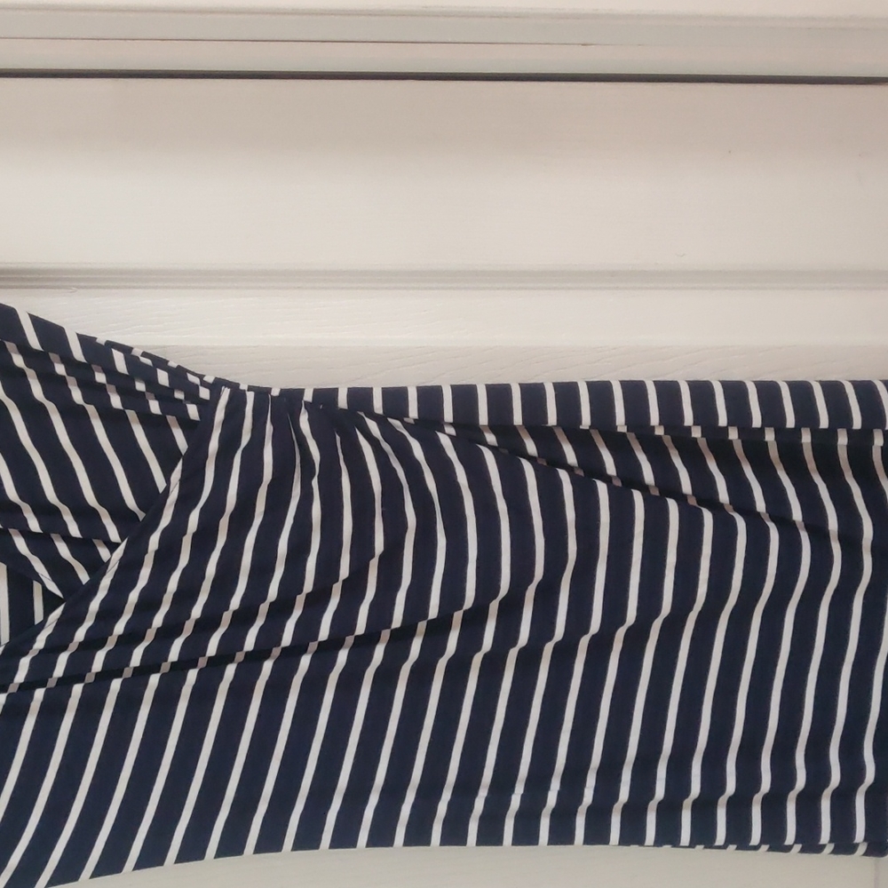 Dress - Picture 3 of 5